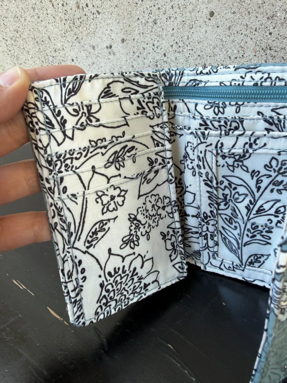 Vera Bradley RFID Riley Compact Tri Fold Wallet Tiger Lily Blue Oar